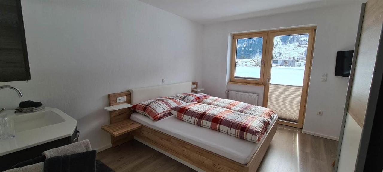 Ferienwohnung Willi Schruns Zewnętrze zdjęcie